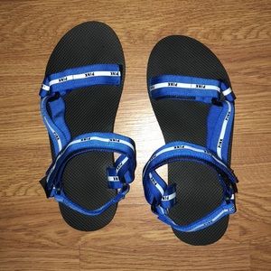 Victoria secrets PINK sandals